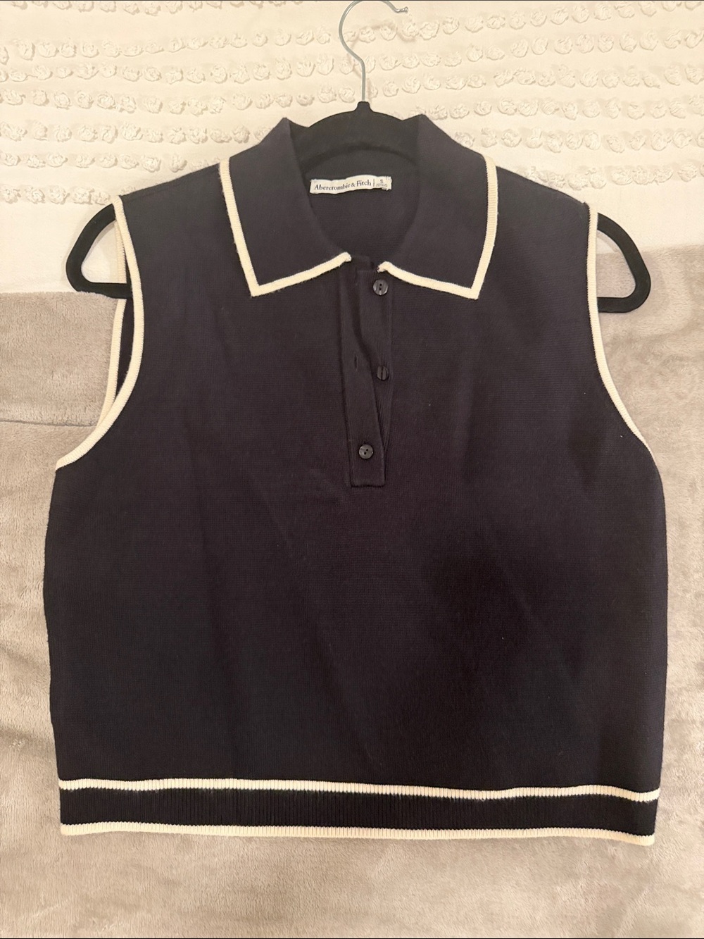 Abercrombie & Fitch Black Polo Tank with White Trim Sz Small